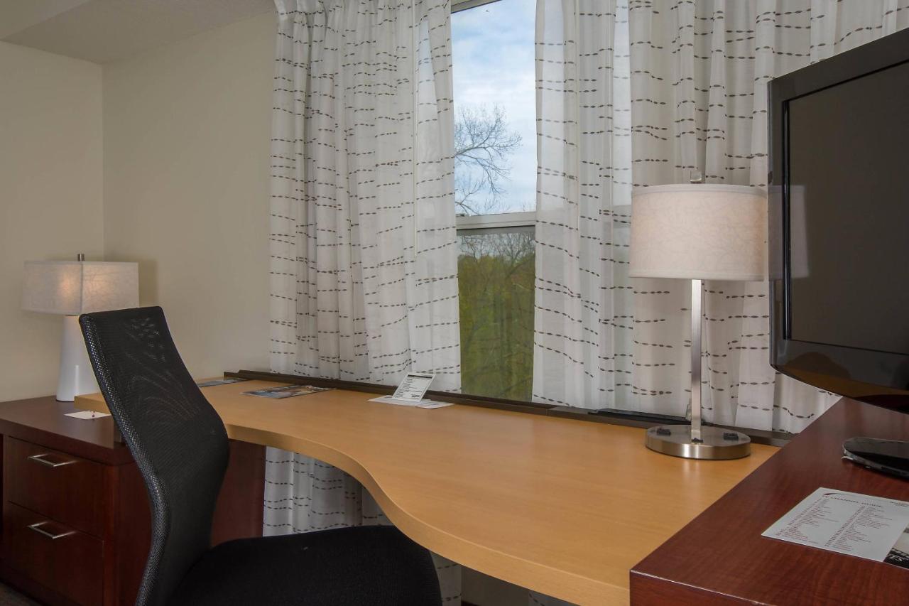 Residence Inn By Marriott Charlotte Piper Glen Εξωτερικό φωτογραφία